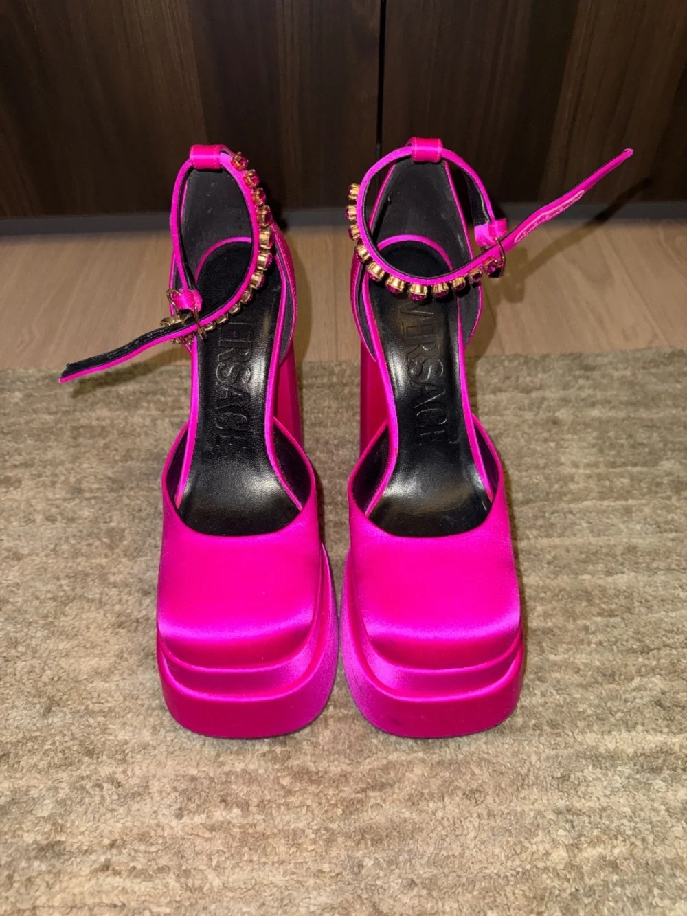 Versace medusa platform